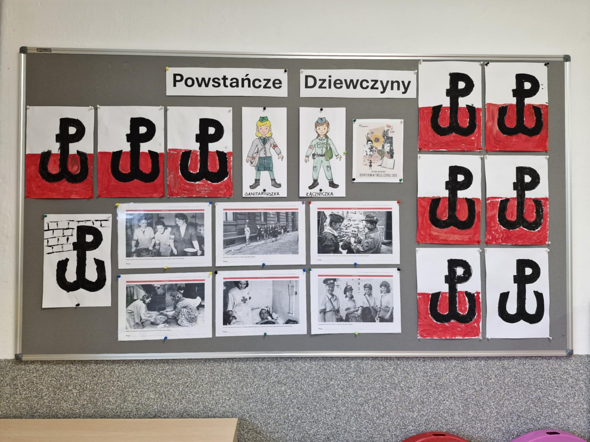 Wystawa prac akcji BohaterON.